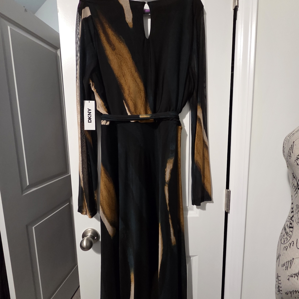 DKNY Black Long-Sleeve Belted Maxi Dress with Gold and Tan Brushstroke Print - Picture 2 of 7